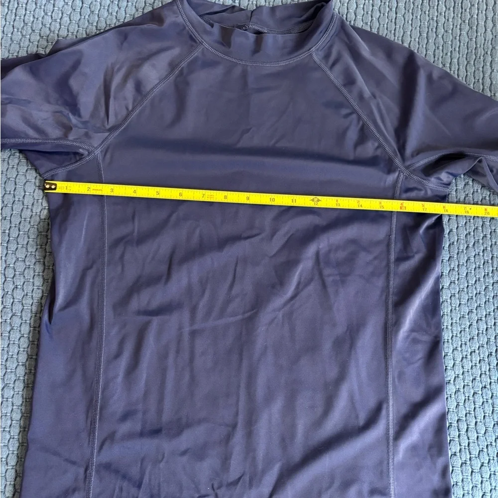 Lands End Rash Guard - Picture 4 of 7